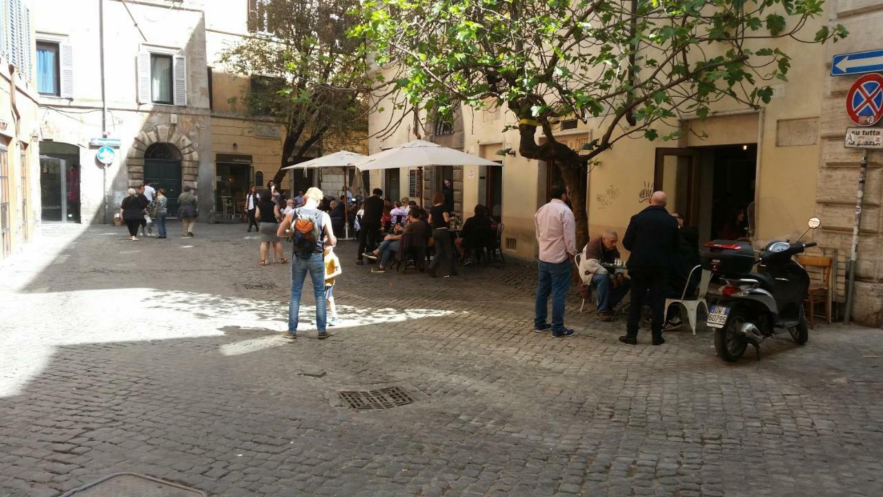 Appartamento Piazza Del Fico, Al Centro Di *